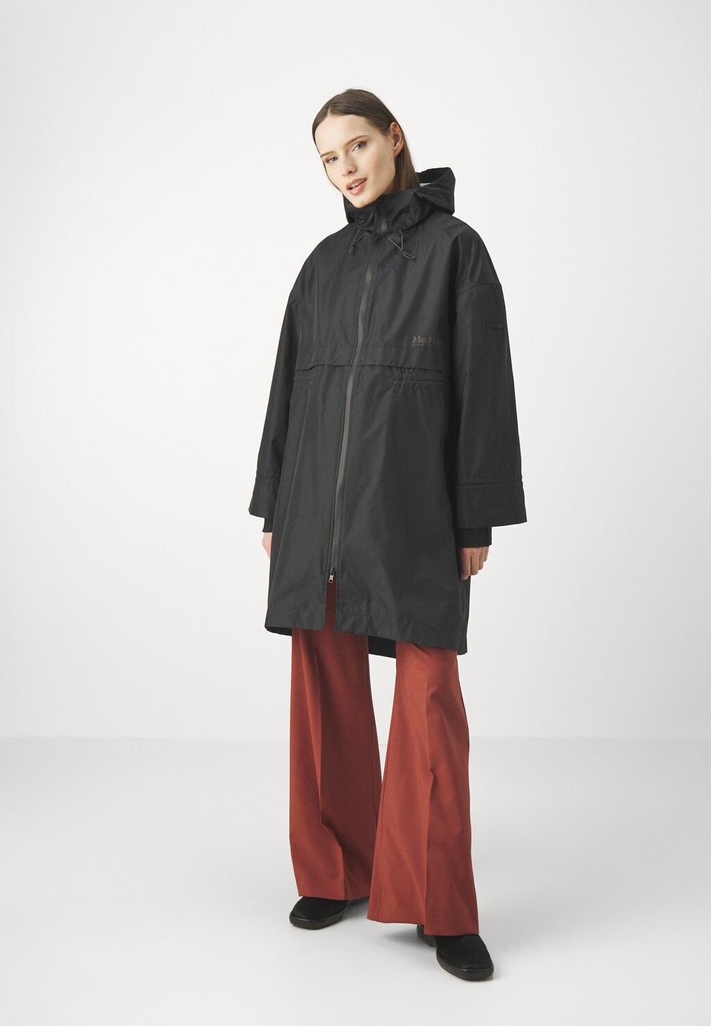 

Парка ALBATA Max Mara Leisure, цвет nero