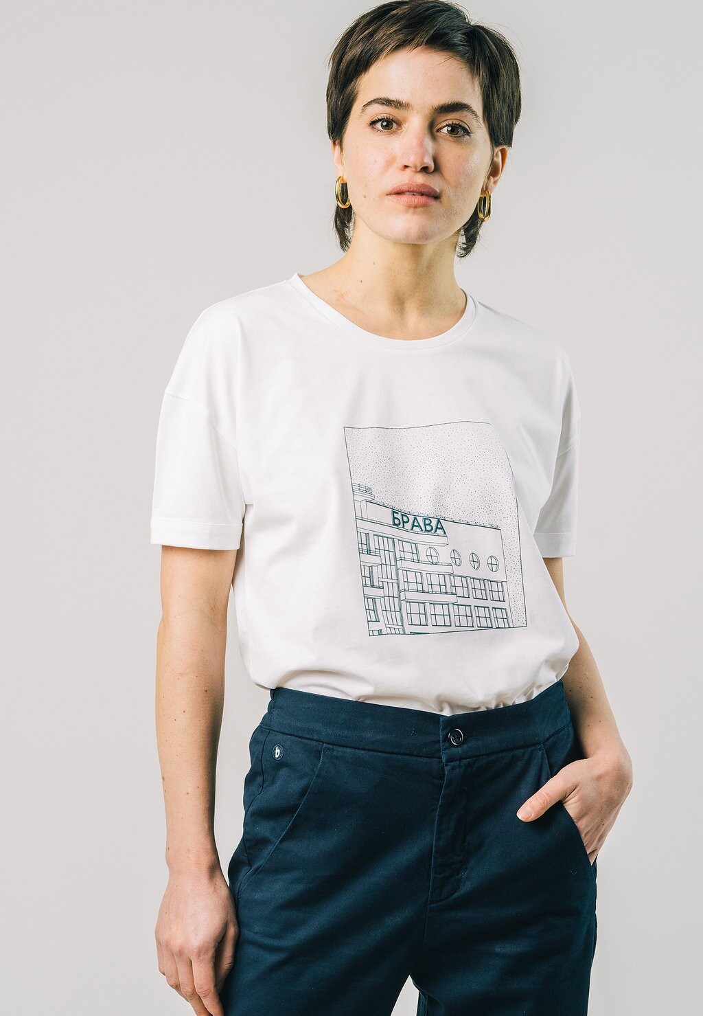 

Базовая футболка Brava Fabrics, белый