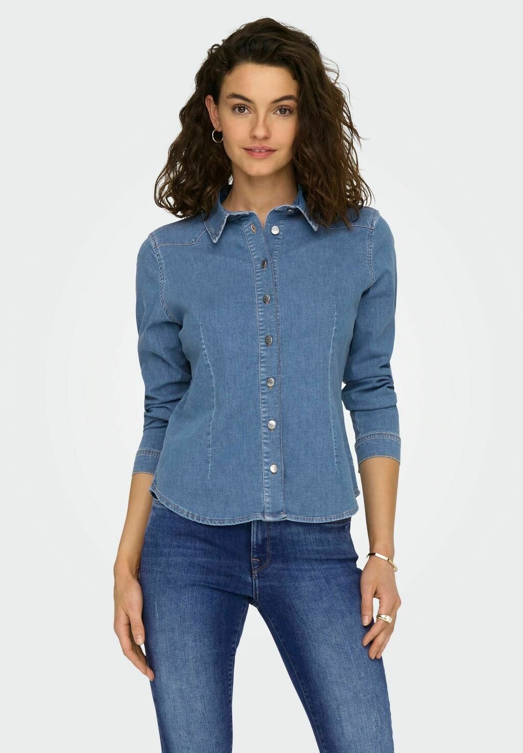 

Рубашка ONLY LANGARMHEMD, цвет medium blue denim