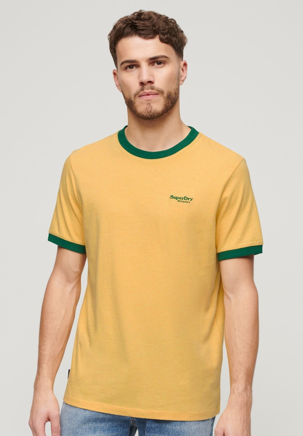 

Базовая футболка Essential Logo Ringer Superdry, канареечно-желтый меланжевый дроп-кик зеленый