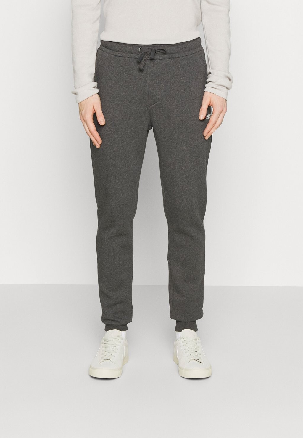 

Спортивные брюки ESSENTIAL Tommy Hilfiger, темно-серый вереск