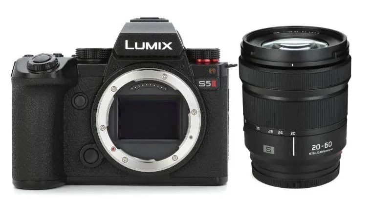 

Полнокадровая беззеркальная камера Panasonic Lumix S5II и объектив S-R2060 S 20–60 мм f/3,5–5,6