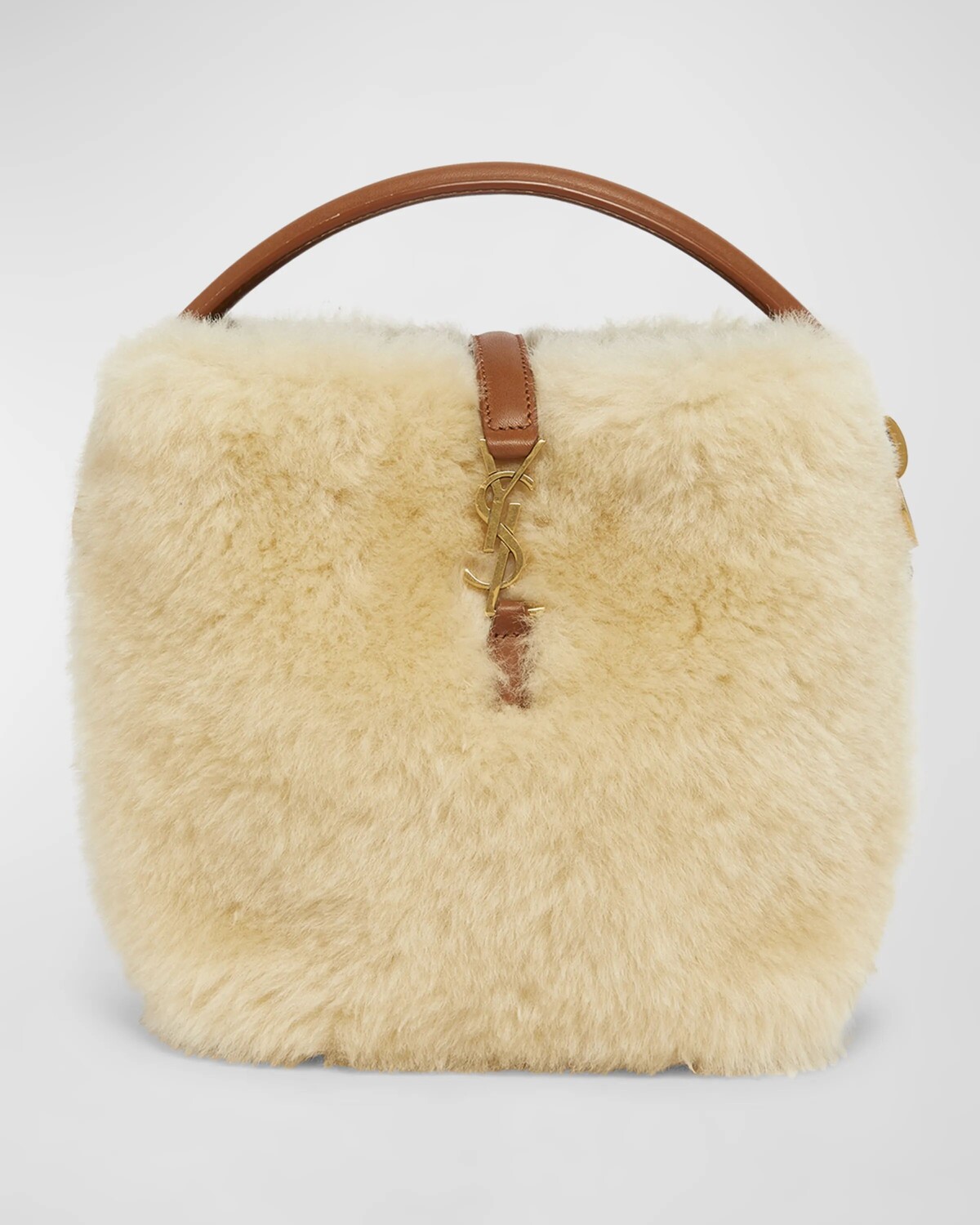 

Сумка-мешок Le 37 Mini YSL из овчины Saint Laurent, цвет Cream Beige/Brick