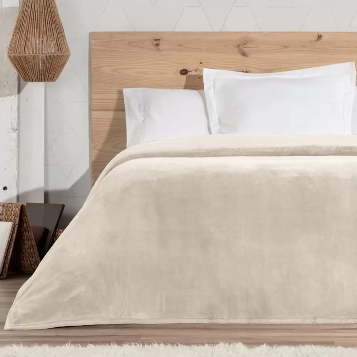 Мягкое простое одеяло для кровати Manterol, крем