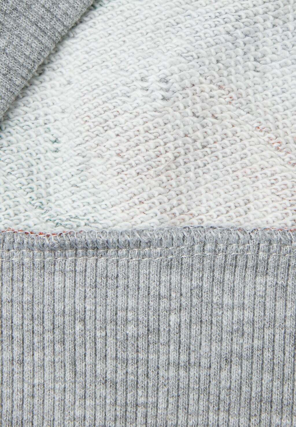 

Толстовка CAMOUFLAGE PRINT United Colors of Benetton, разноцветный