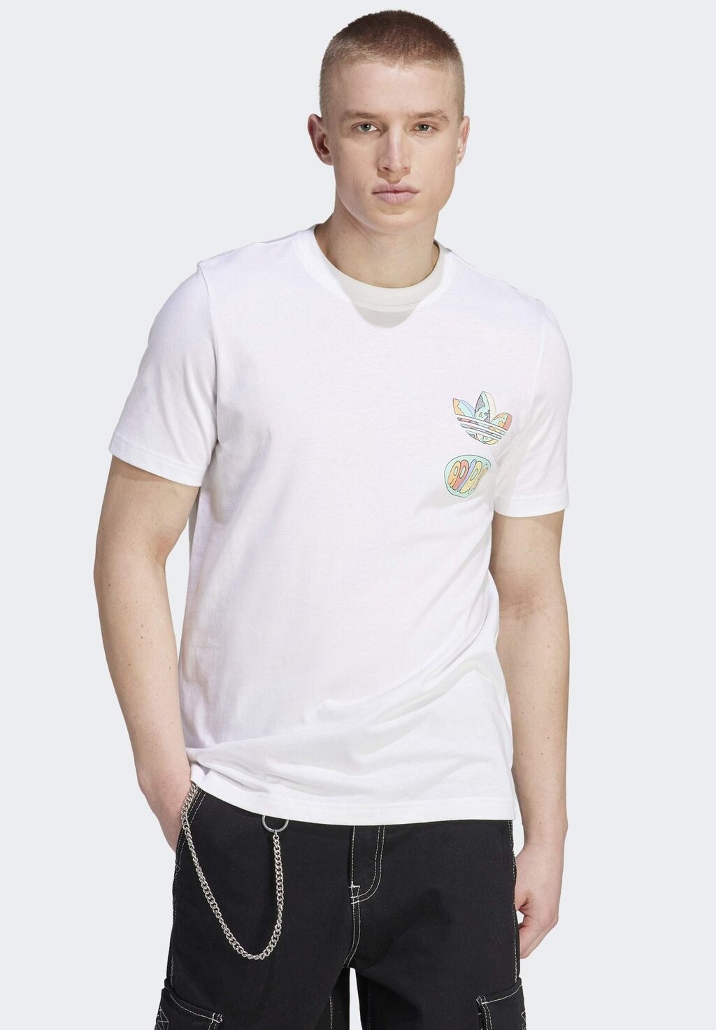 

Футболка с принтом adidas Originals, белый