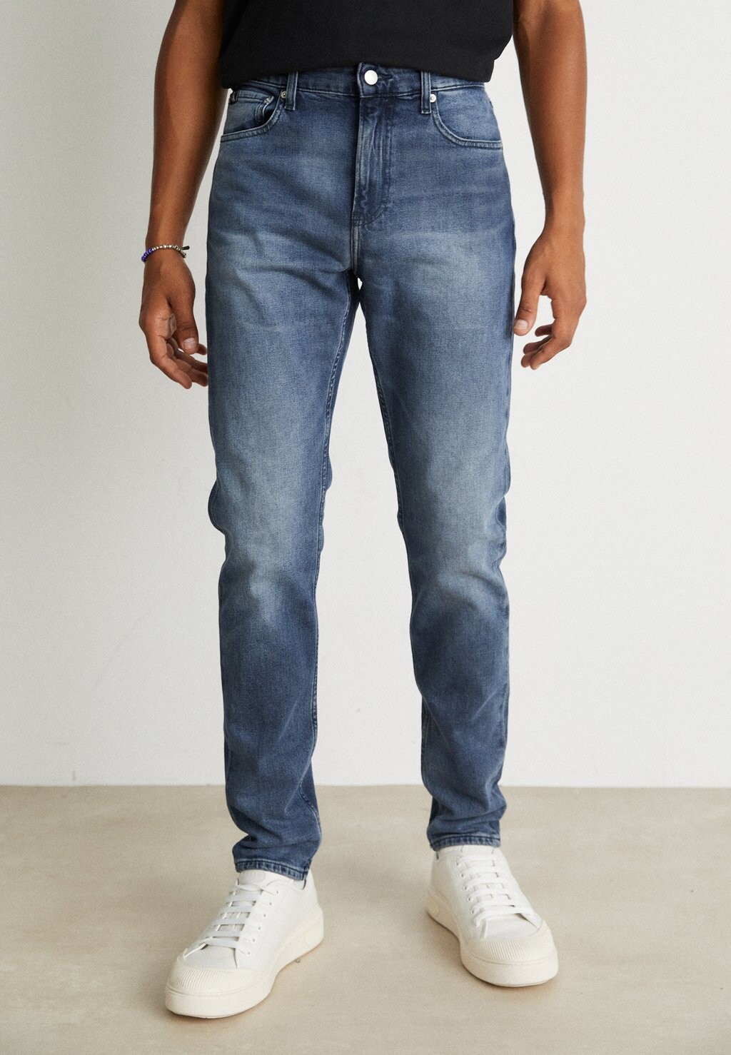 

Джинсы Tapered Calvin Klein Jeans