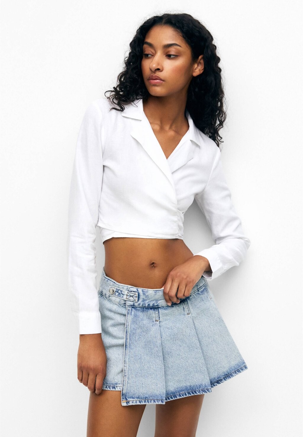 

Блузка PULL&BEAR, белый