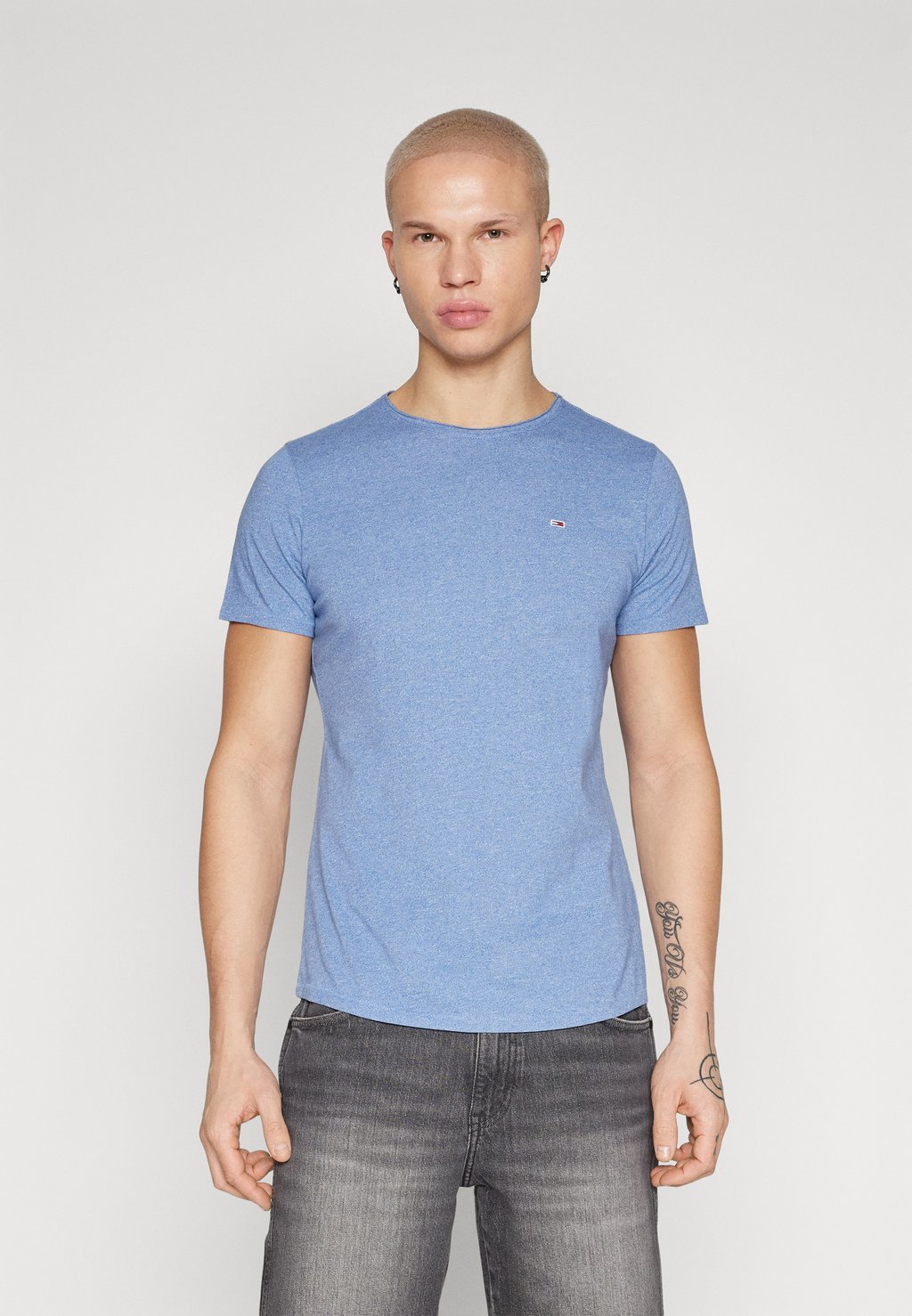 Базовая футболка Slim Jasper Neck Tommy Jeans, цвет charmed