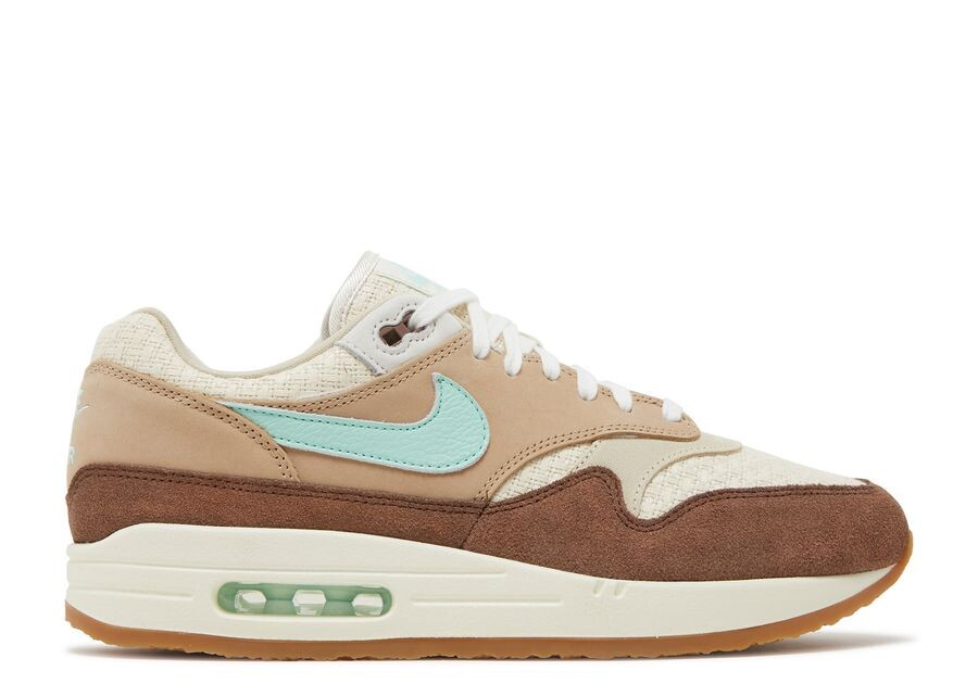 

Кроссовки Nike Air Max 1 Retro, цвет Crepe Hemp 2022