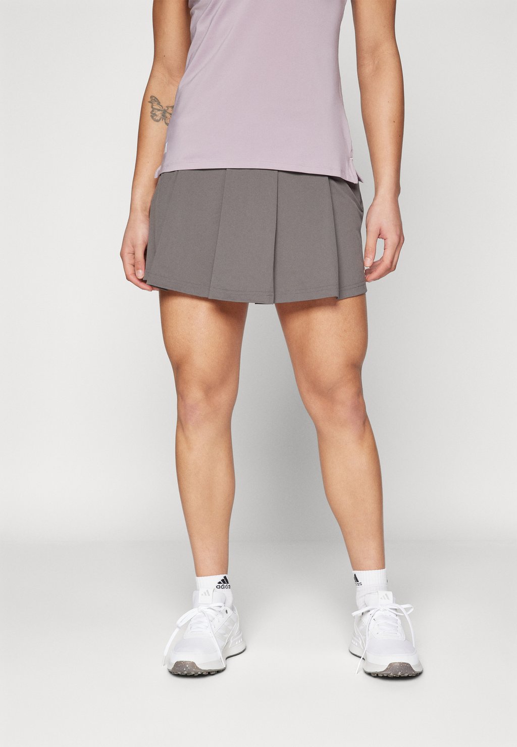 Спортивная юбка ULTIMATE TOUR PLEATED SKORT adidas Golf, цвет charcoal