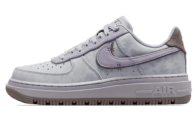 

Низкие повседневные кроссовки Nike Air Force 1 Luxe Dyed Серый/Фиолетовый