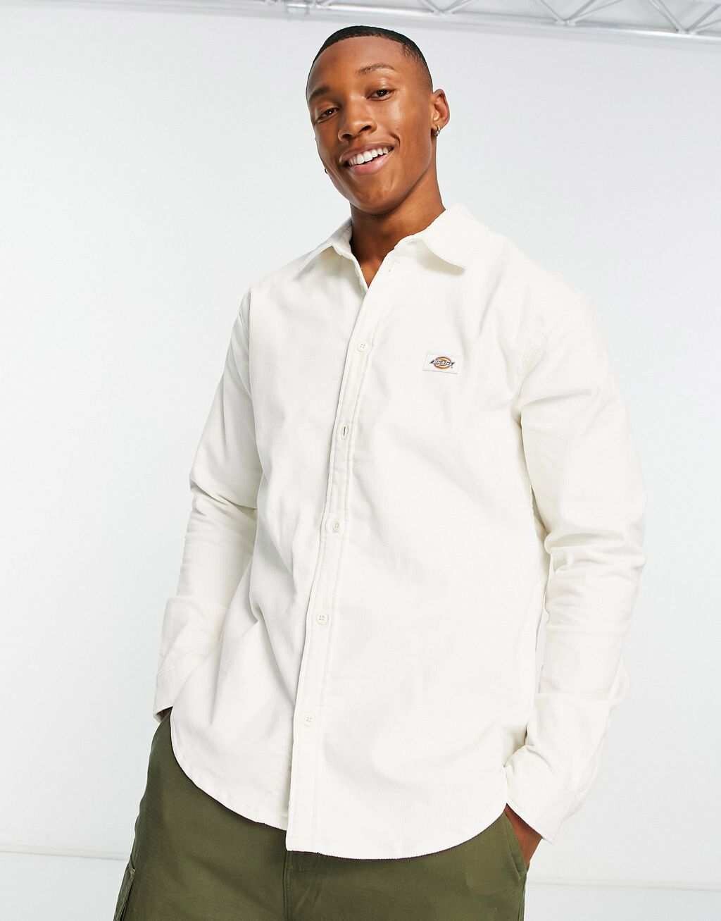 

Белая вельветовая рубашка с длинными рукавами Dickies Wilsonville
