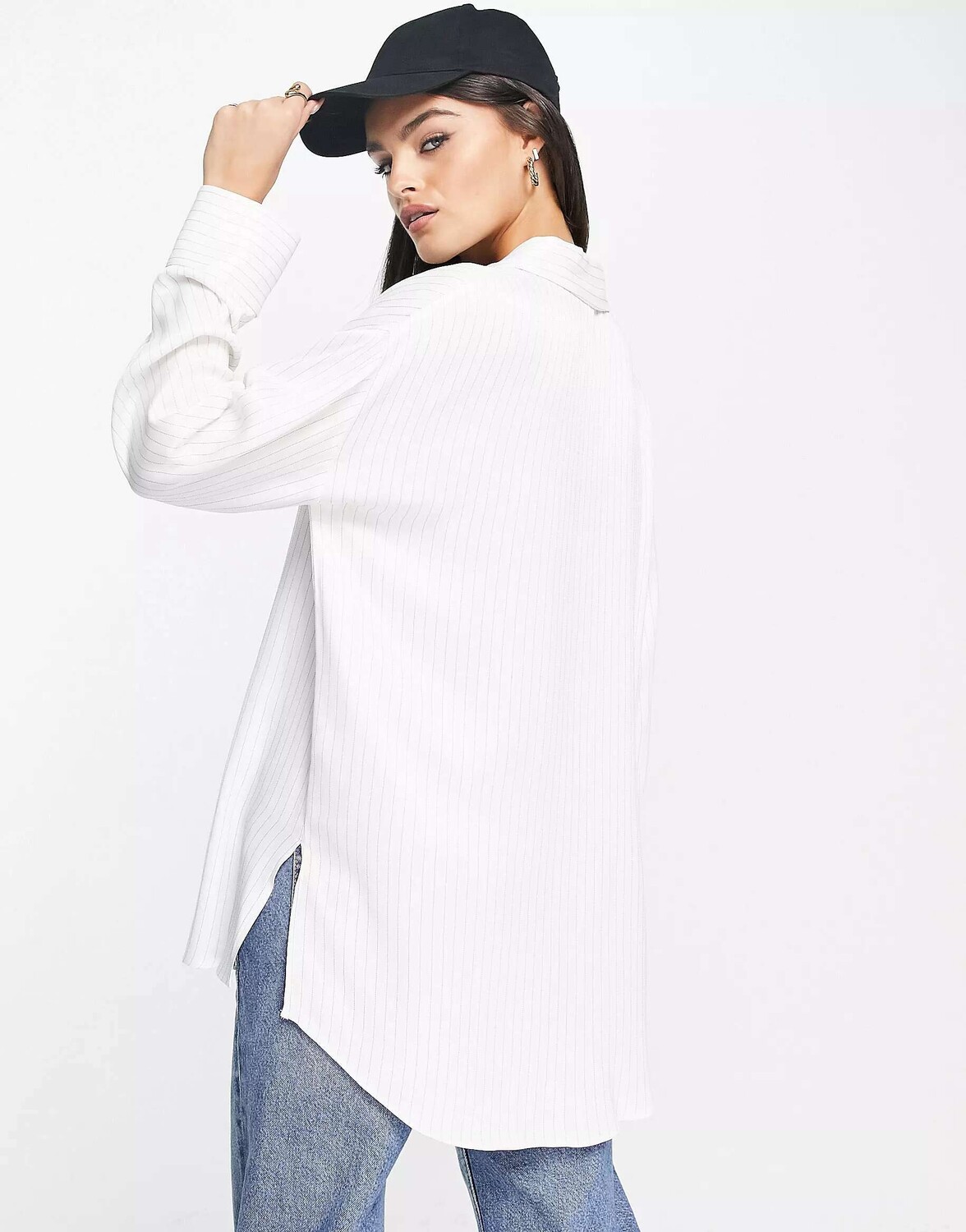 

Кремовая рубашка бойфренда в тонкую полоску River Island