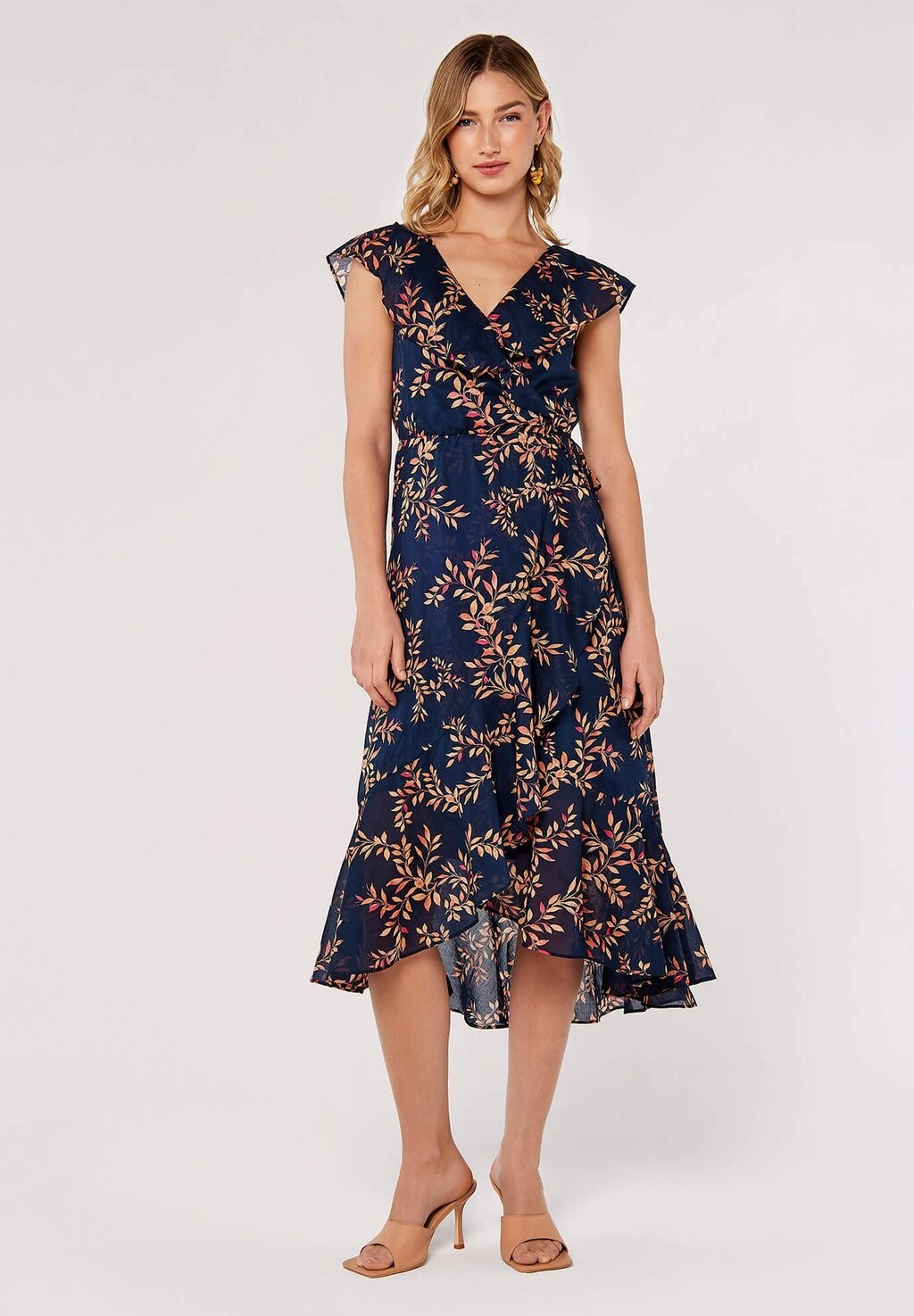 

Повседневное платье LEAF RUFFLE Apricot, цвет navy