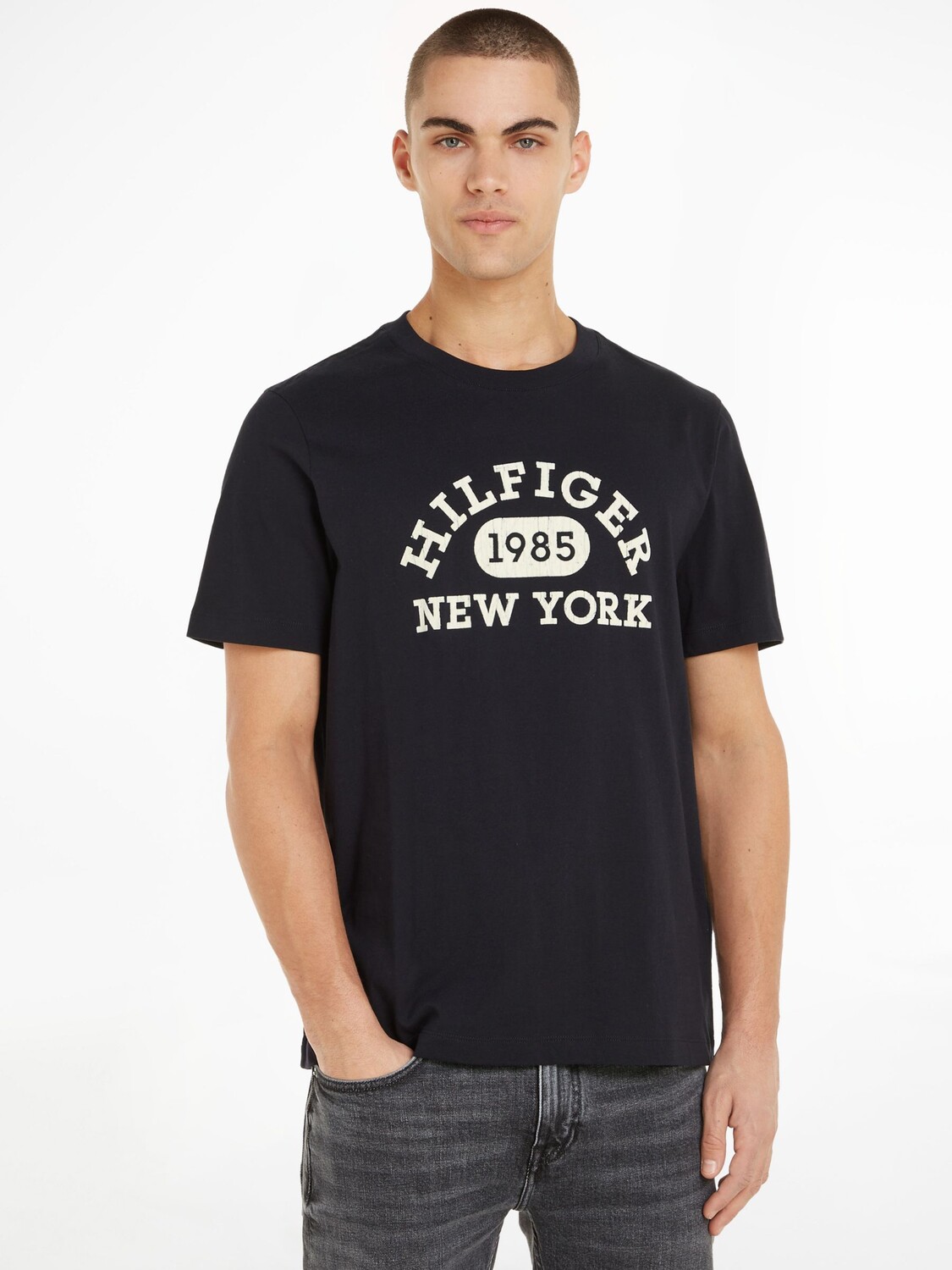 

Футболка с логотипом Collegiate Tommy Hilfiger, пустынное небо