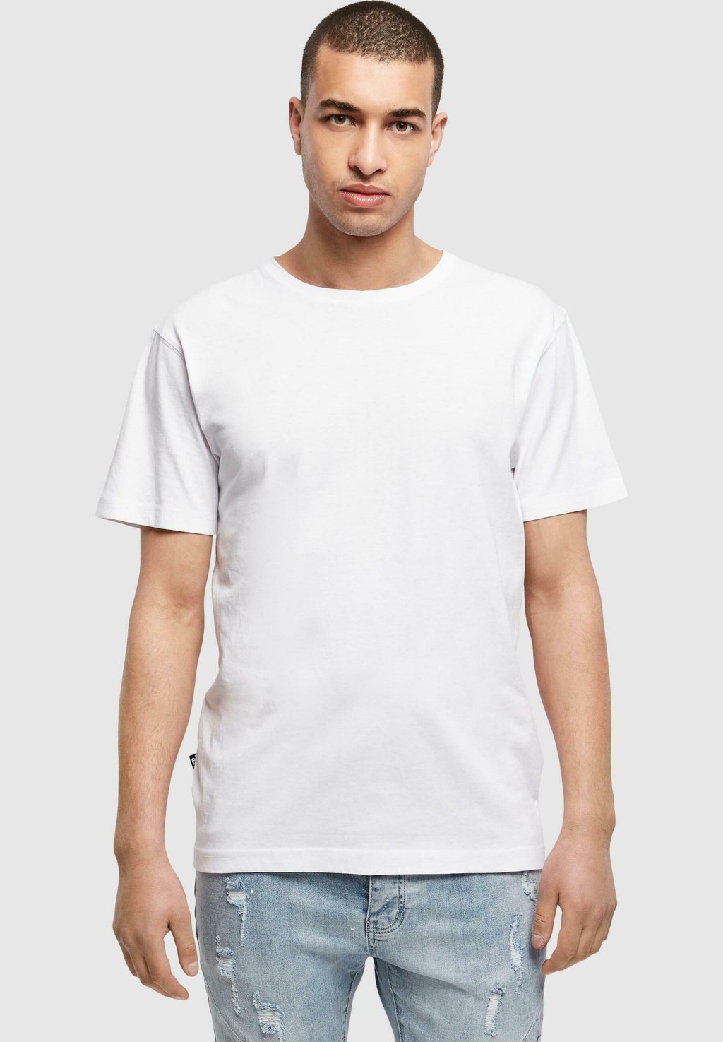 футболка базовая plain cayler Базовая футболка PLAIN Cayler & Sons, белый