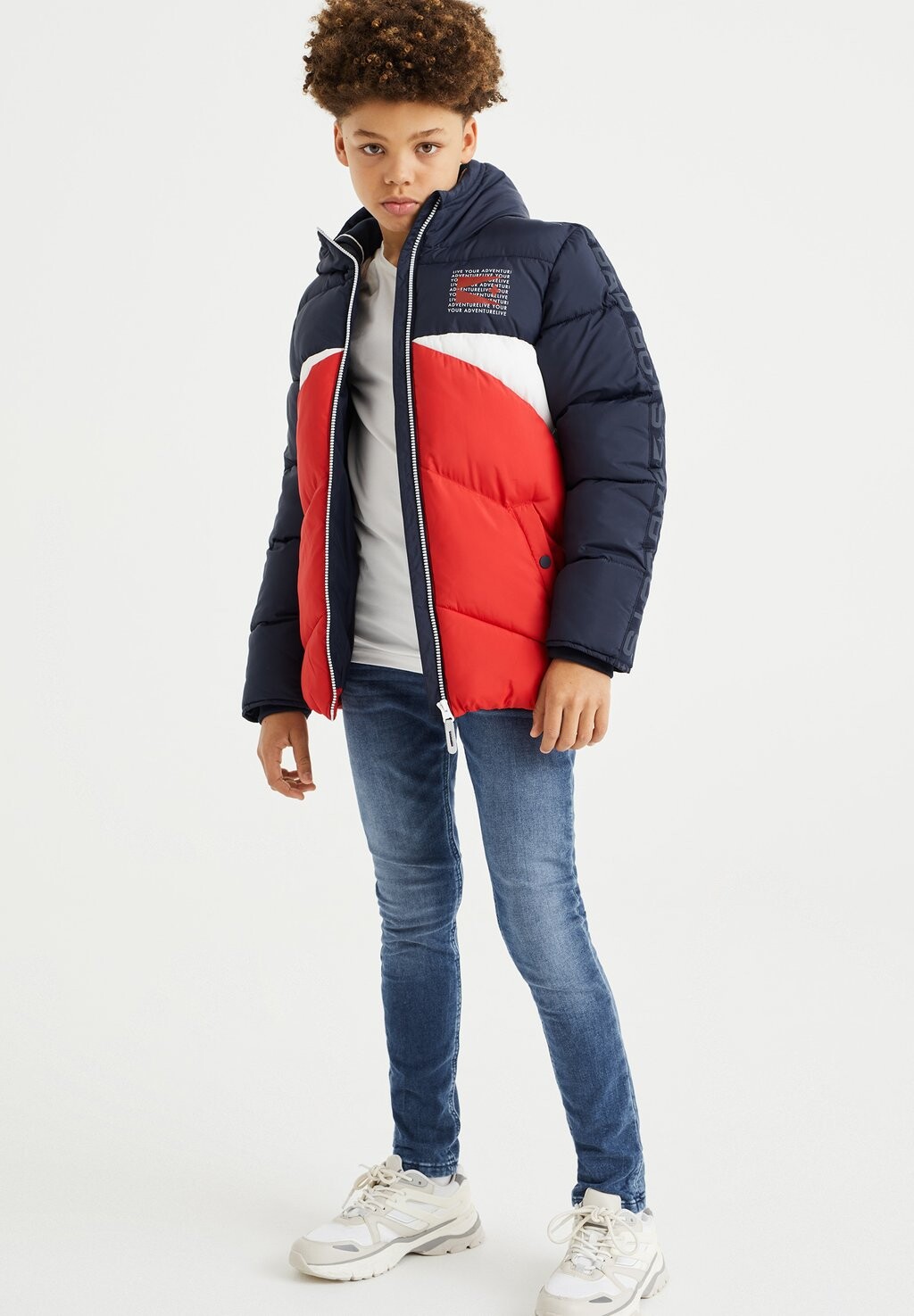

Зимнее пальто MIDDELLANGE MET COLOURBLOCK WE Fashion, цвет blue