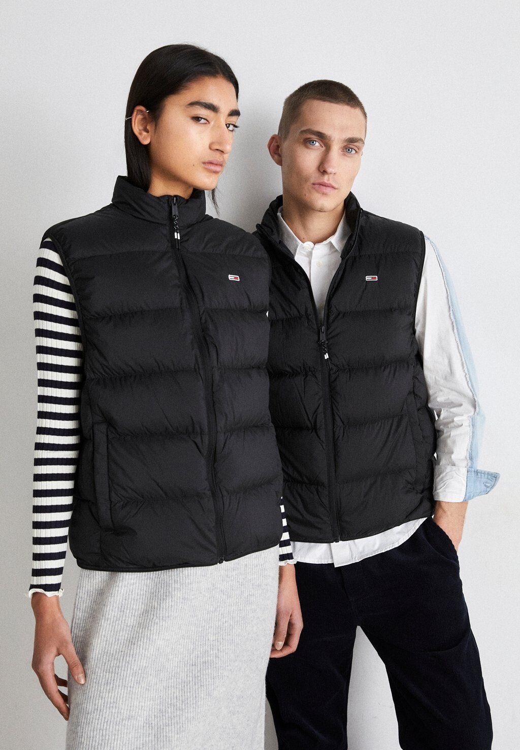 

Жилет Tommy Jeans ЖИЛЕТ УНИСЕКС, черный