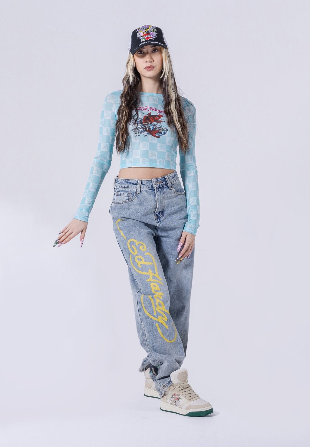 

Джинсы свободного кроя Ed Hardy