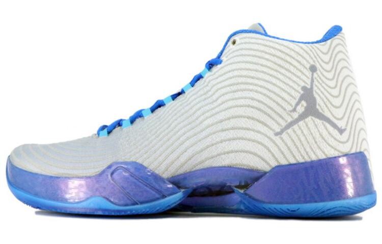 

Домашний комплект Jordan XX9 Playoff Pack