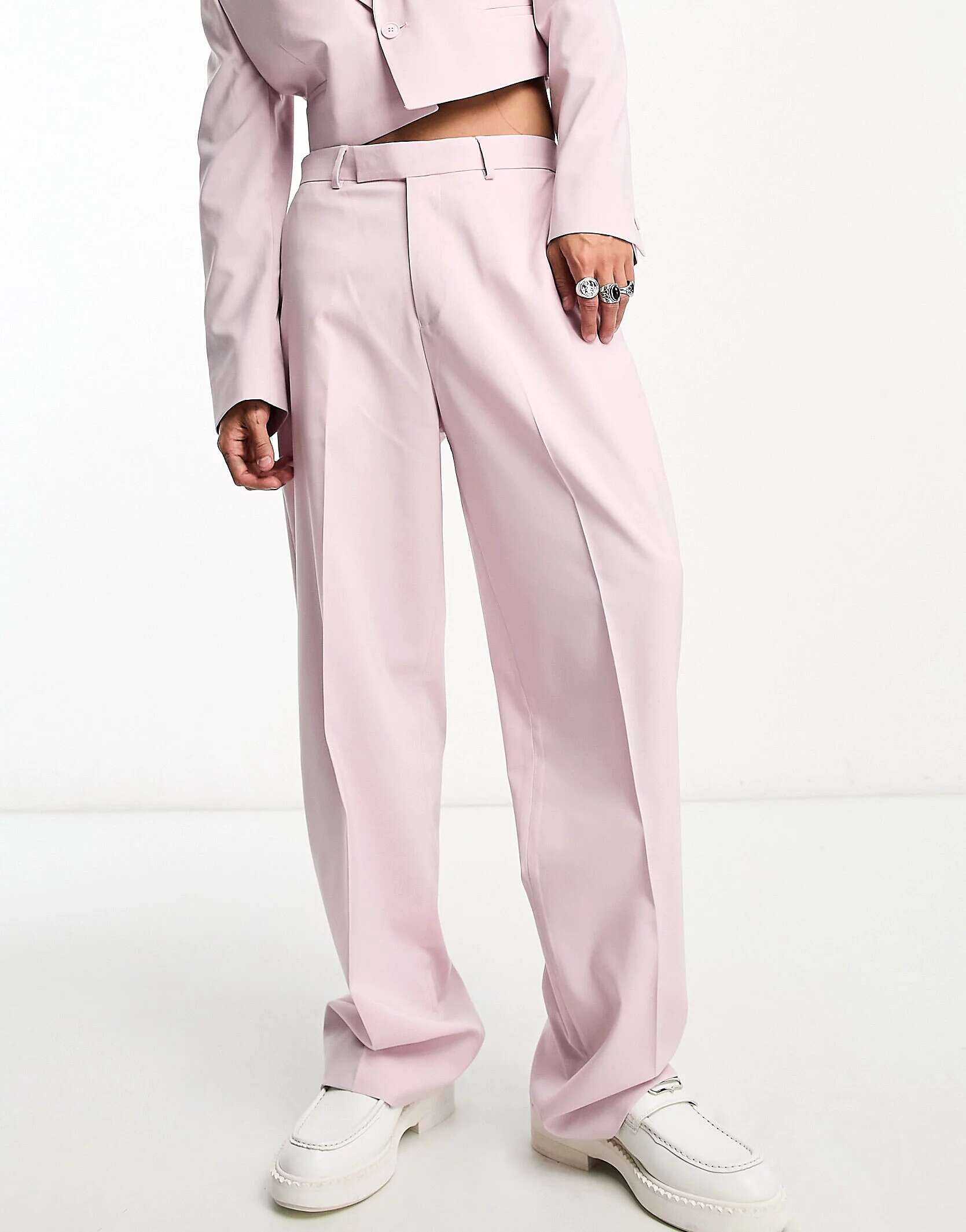 цена Пурпурные широкие костюмные брюки ASOS