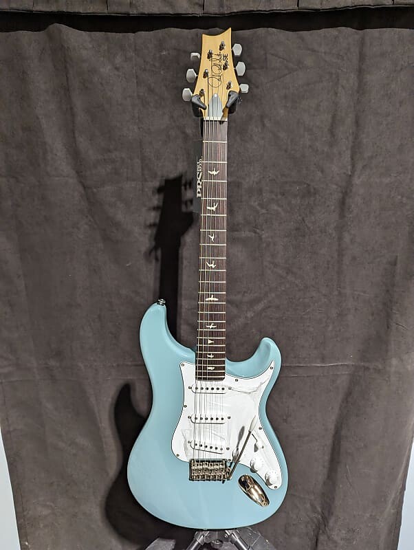 

Электрогитара PRS SE Silver Sky John Mayer Stone Blue Electric Guitar w/ Gig Bag