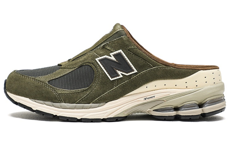 

Кроссовки унисекс New Balance 2002 RM