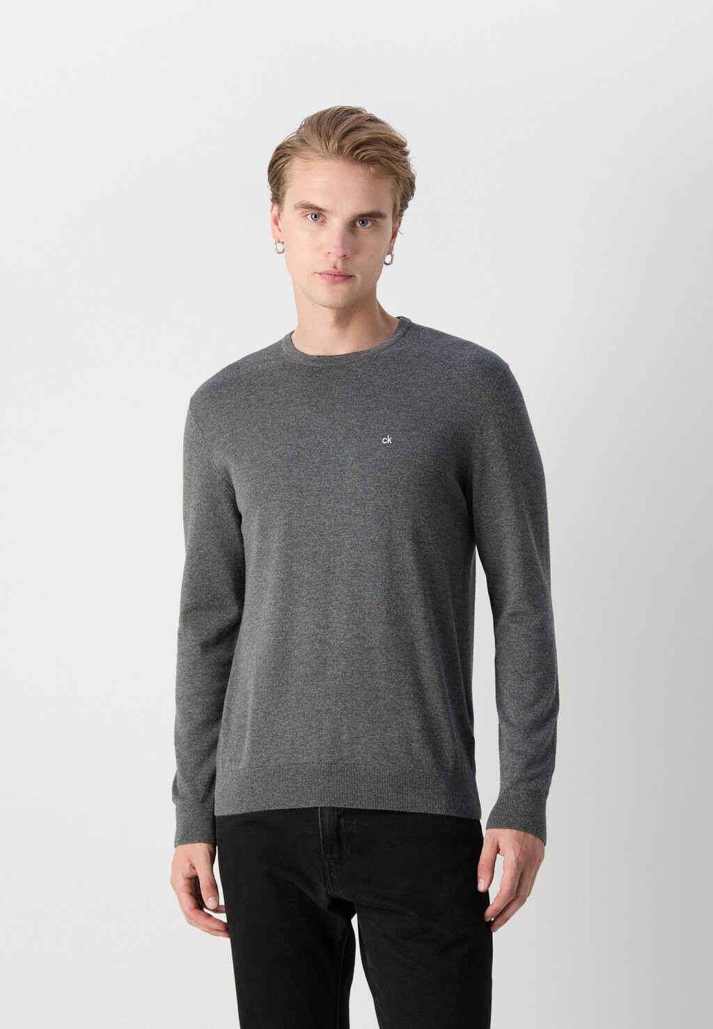

Вязаный свитер SWEATER Calvin Klein, темно-серый