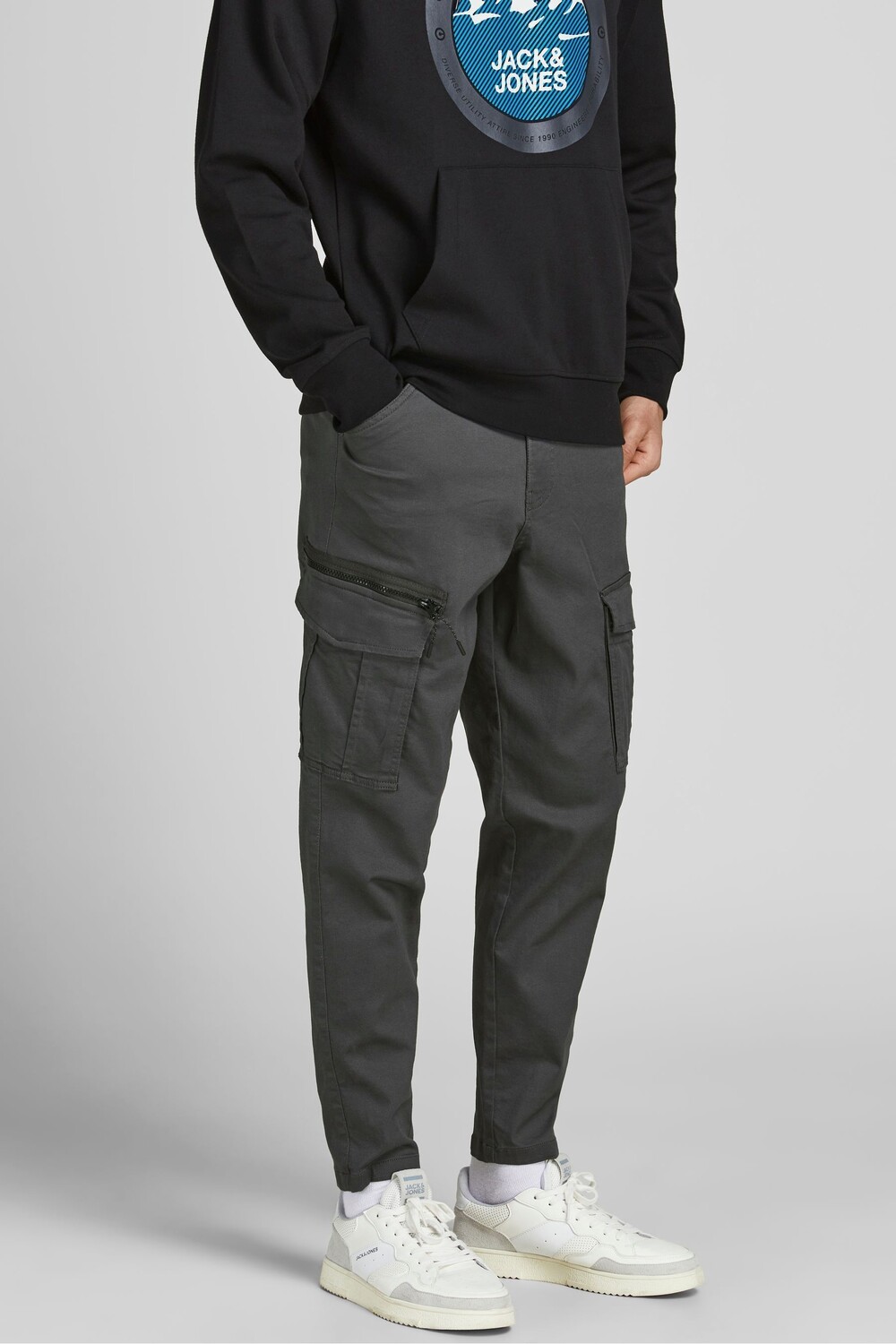 

Зауженные брюки-карго JACK & JONES, серый