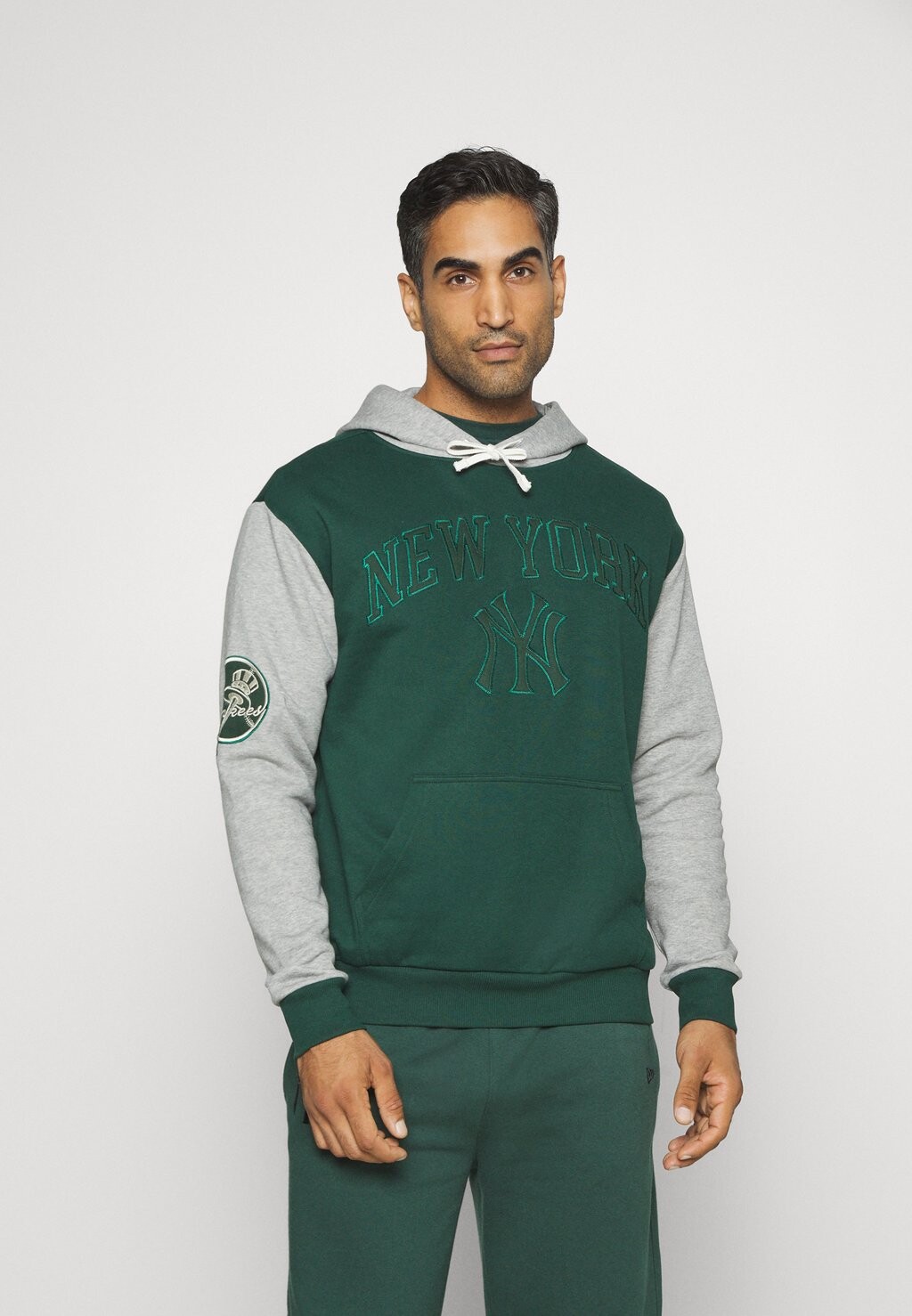 

Толстовка Mlb New York Yankees Team Patch Hoody New Era, зеленый