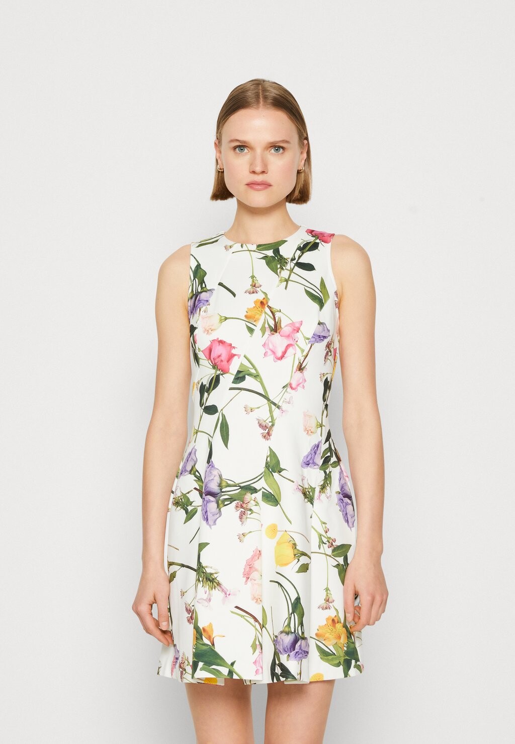 

Коктейльное платье Ted Baker, белый