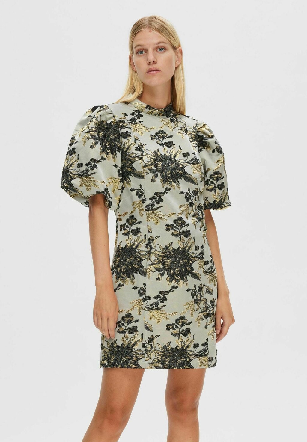 

Элегантное платье SLFVILMA SS SHORT Selected Femme, серо-фиолетовый