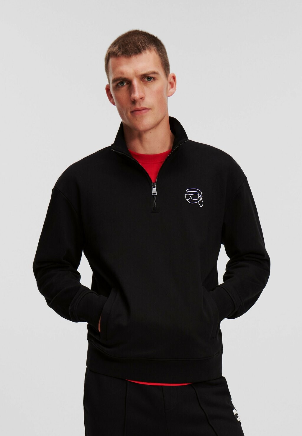 

Толстовка IKONIK HALF ZIP KARL LAGERFELD, цвет black