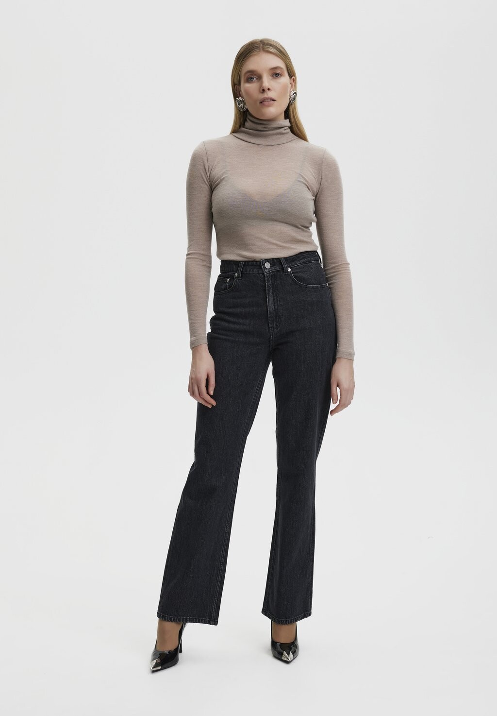 

Свитшот Gestuz NINIAGZ ROLLNECK NOOS, цвет sand melange