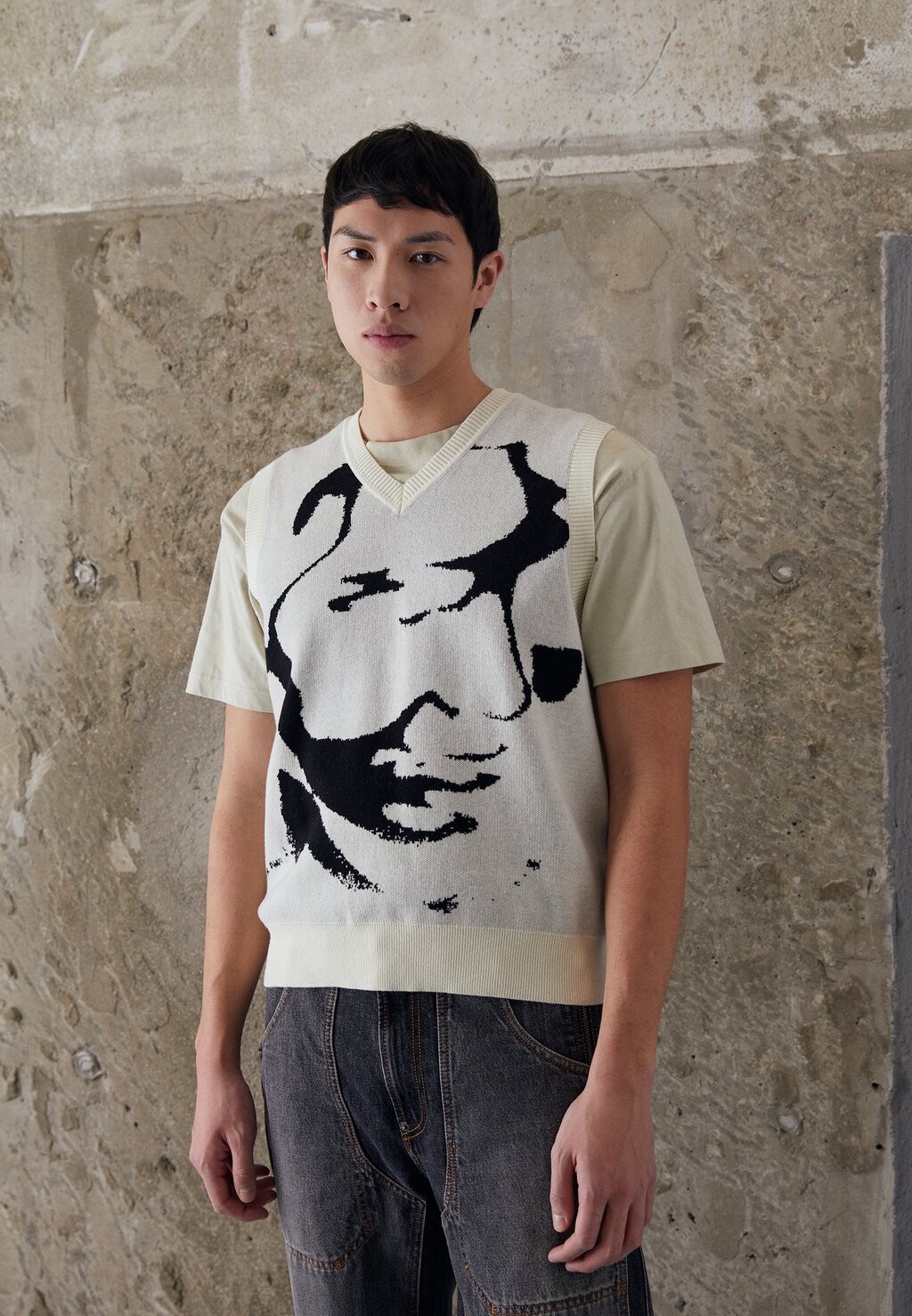 

Свитер Obey Clothing