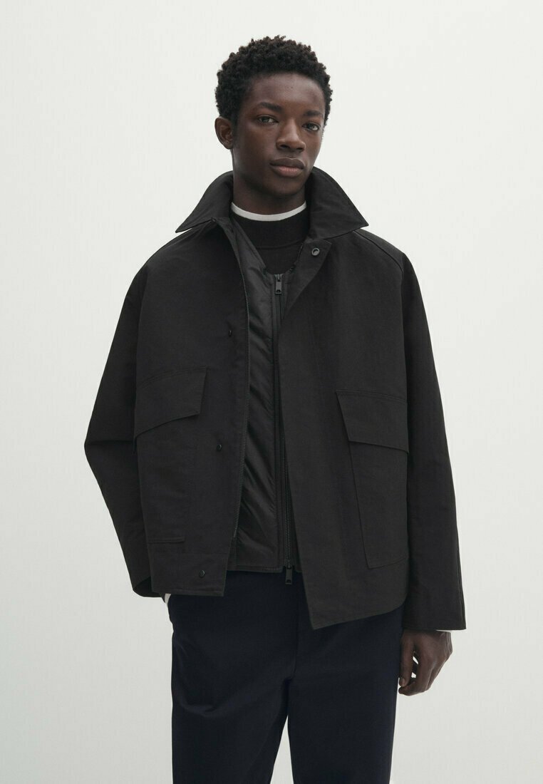 цена Куртка межсезонная Studio 2-В-1 С Карманами Massimo Dutti, черный