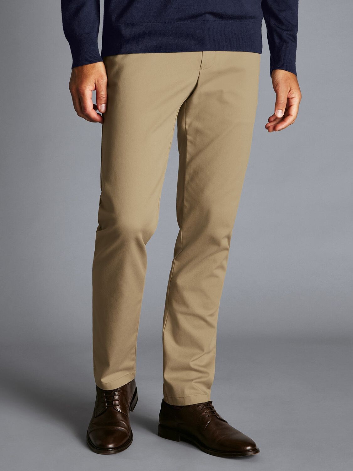 

Charles Tyrwhitt Ultimate - хлопковые брюки чинос приталенного кроя без глажки, светло-коричневые, Коричневый