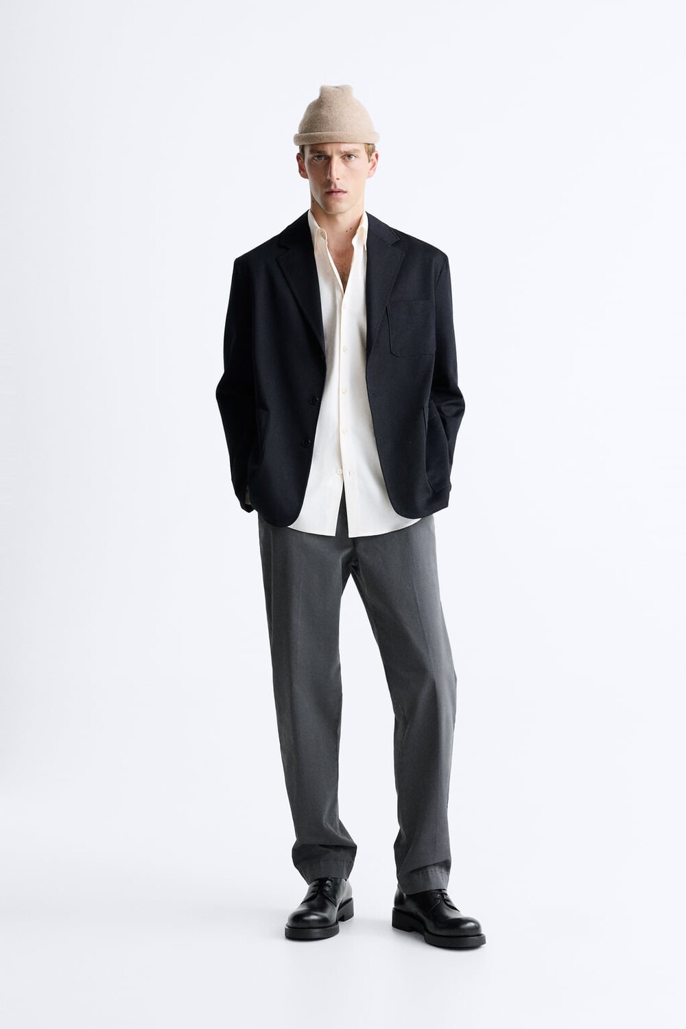 

Брюки-чиносы обычного кроя ZARA, серый