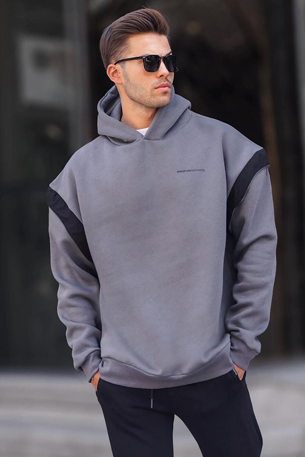 

Белый свитшот с капюшоном Oversize 6147 MADMEXT, копченый