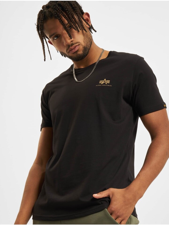 

Футболка Alpha Industries, черный