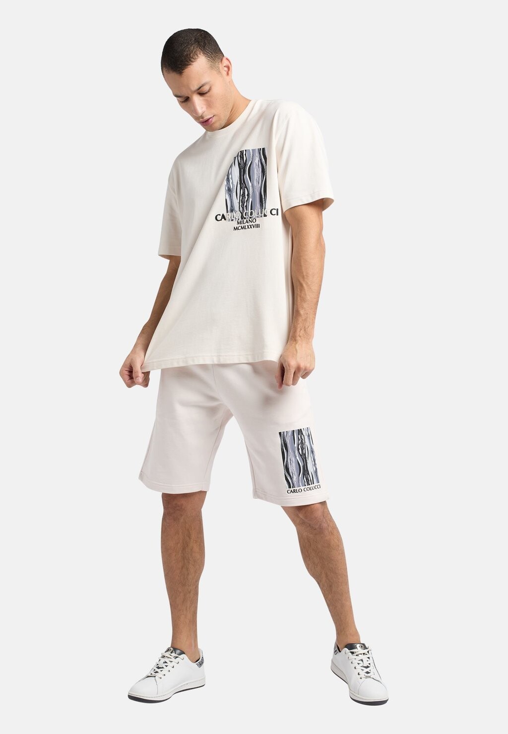 

Футболка с принтом 64ZK UNISEX Carlo Colucci, экрю