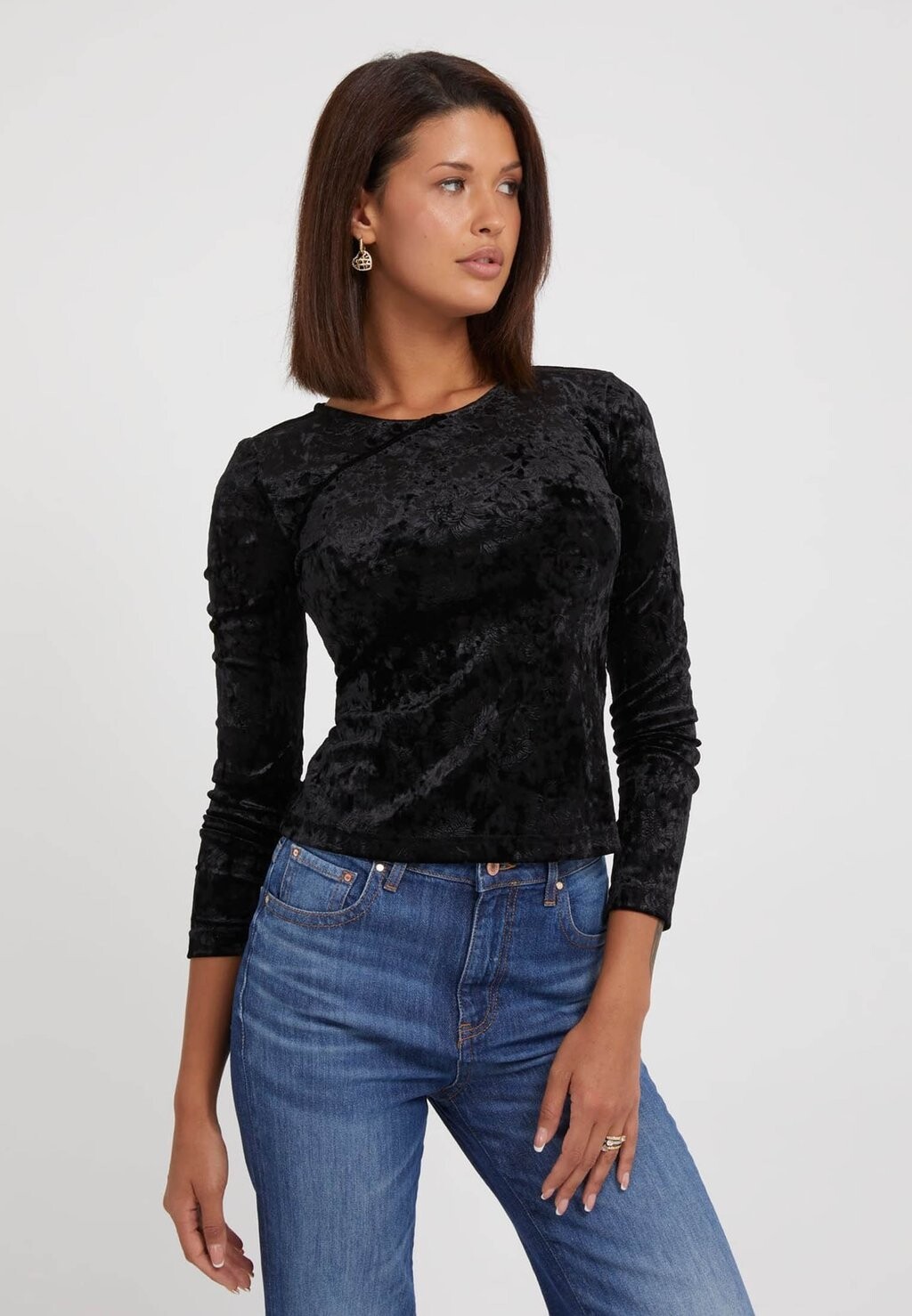 

Блузка Guess, цвет schwarz