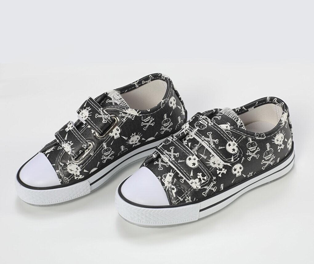 

Кроссовки для мальчиков Skull Party LupiaKids
