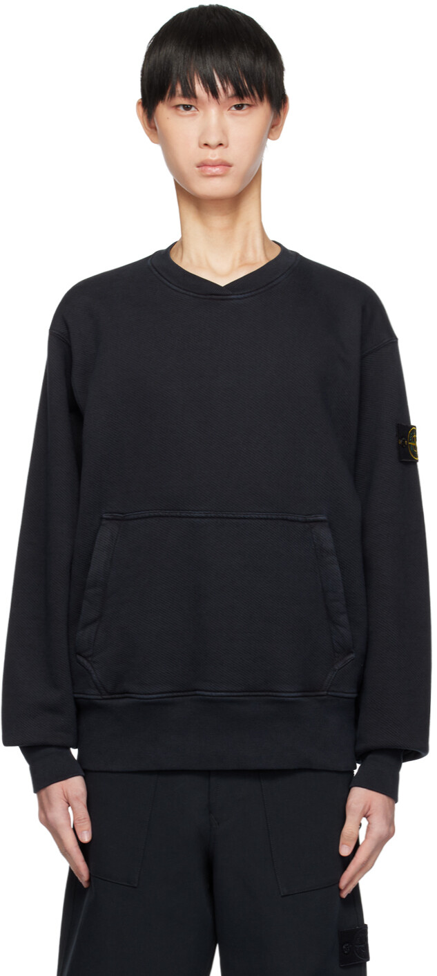 

Темно-синий свитшот, окрашенный в готовой одежде Stone Island