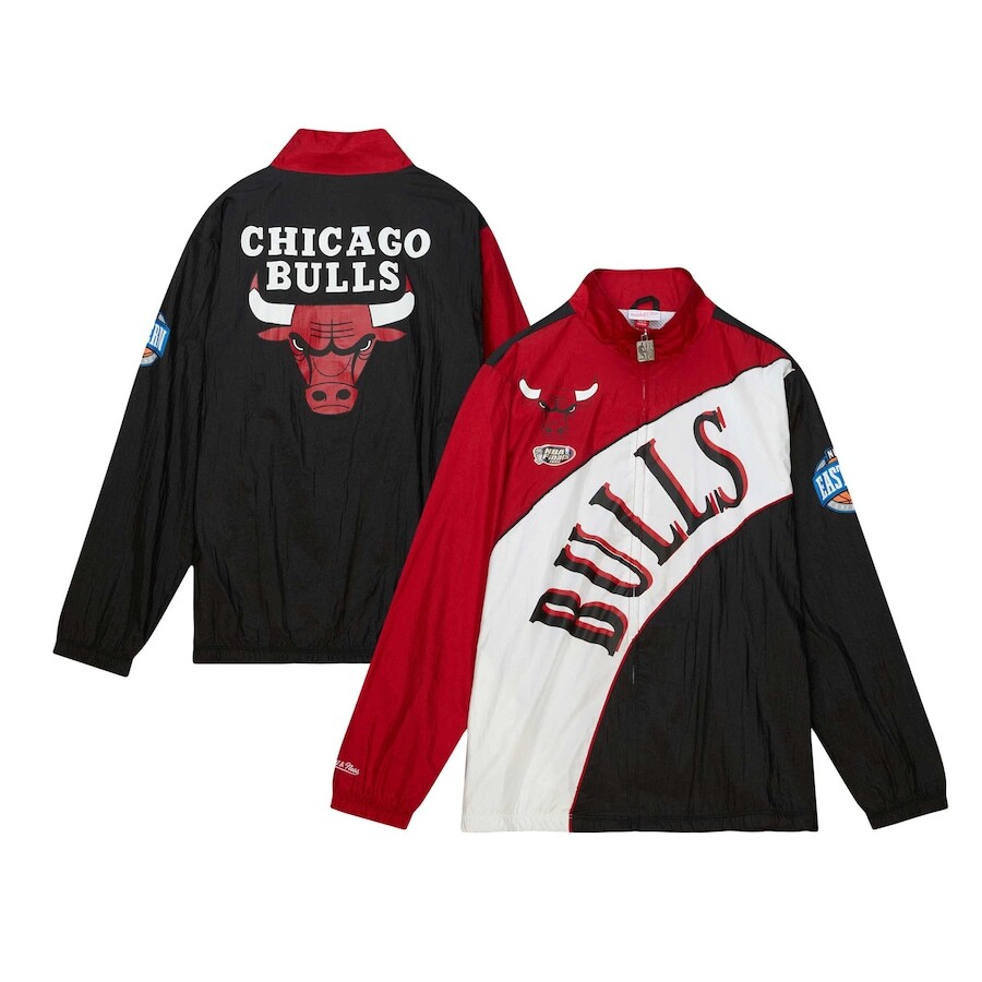 

Толстовка Mitchell & Ness Chicago Bulls, белый