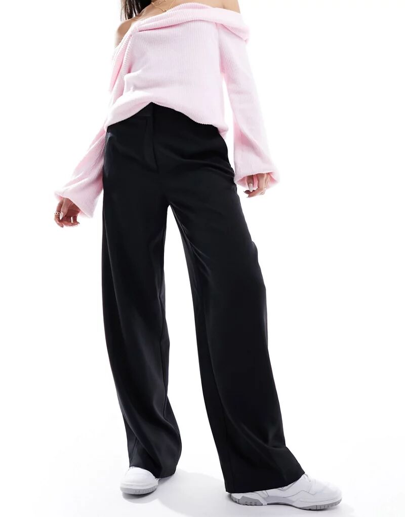 Pieces – Элегантные брюки черного цвета со складками
