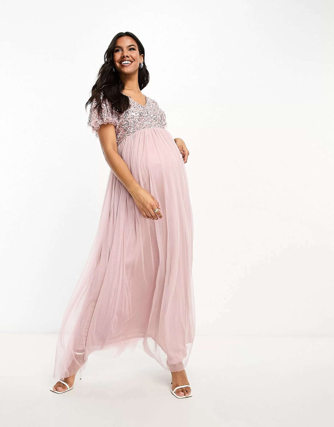 

Beauut Maternity Bridesmaid матово-розового цвета с украшением и развевающимися деталями., Розовый