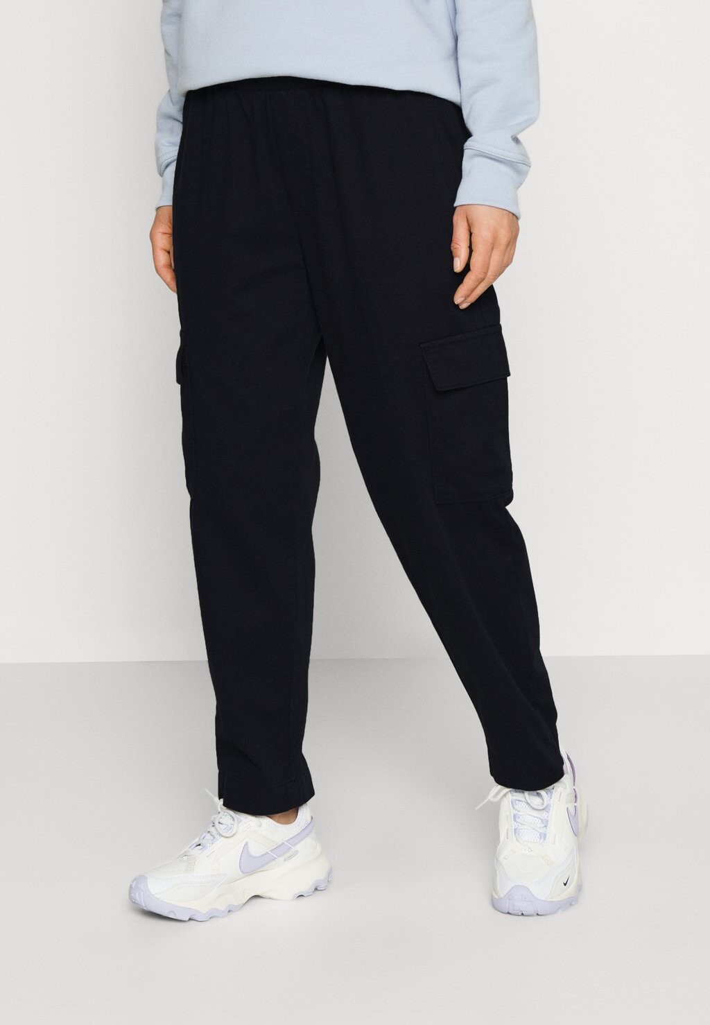 

Брюки карго GAP, черный