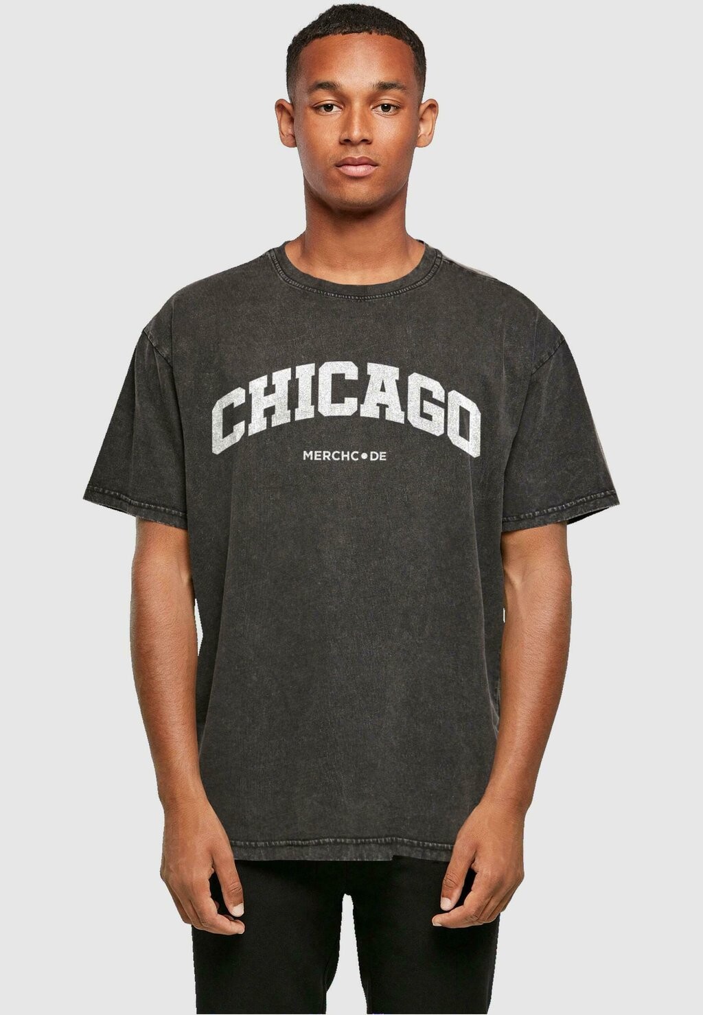 

Футболка с принтом CHICAGO WORDING ACID WASHED Merchcode, цвет black